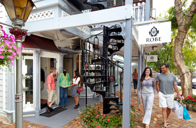 Shopping in Parnell | © Auckland Tourism, Events and Economic Development Ltd.