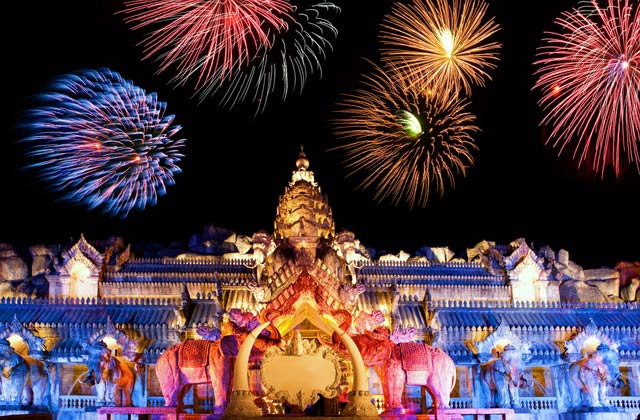 Fireworks over the Palace of the Elephants