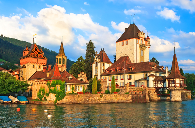 Oberhofen Castle