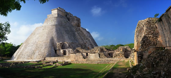 mayan pyramids near cancun