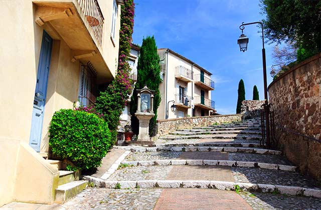 Wander the scenic streets