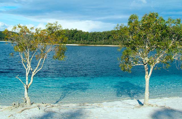 Lake McKenzie