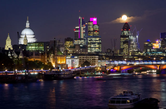 Full Moon over London | by Flight Centre's Olivia Mair