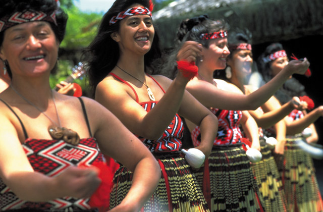 Maori Poi Dancers