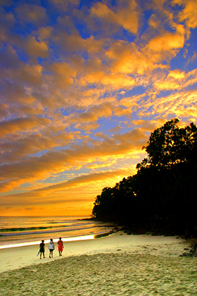 Dusk stroll along the beach