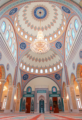 Sultan Taimur Mosque, Muscat