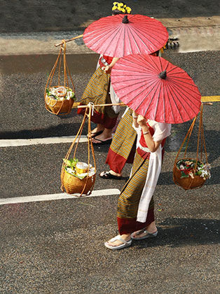 Traditional Dress, Phuket