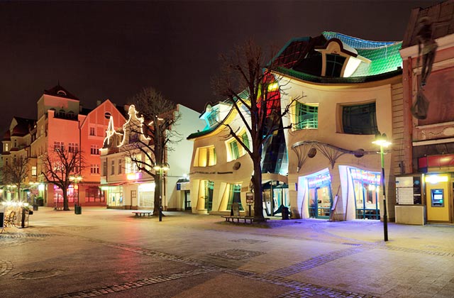 Krzywy Domek, Sopot