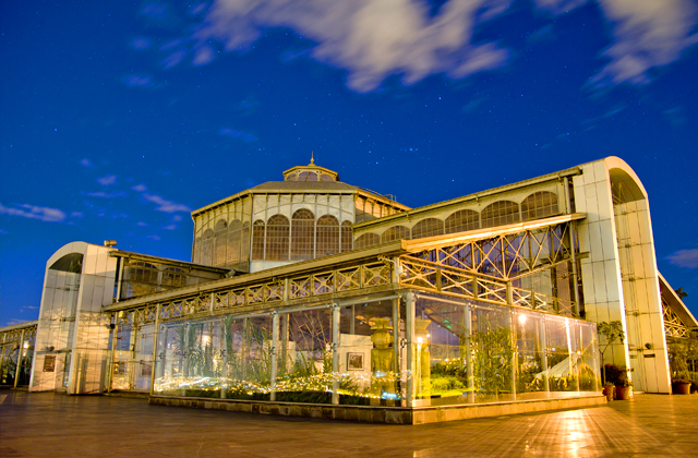 The Itchimbia Glass House