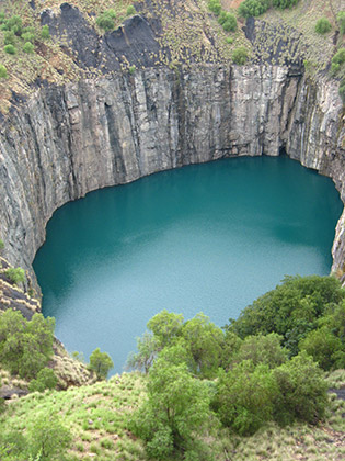 The Big Hole, Open Mine or Kimberley Mine | by Flight Centre's Talia Schutte
