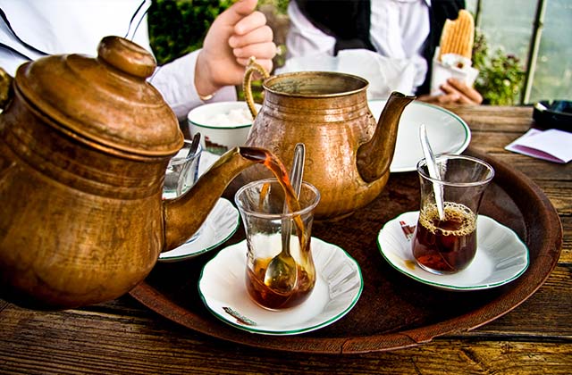 Traditional Turkish Tea