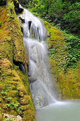 Mele Cascades, Efate