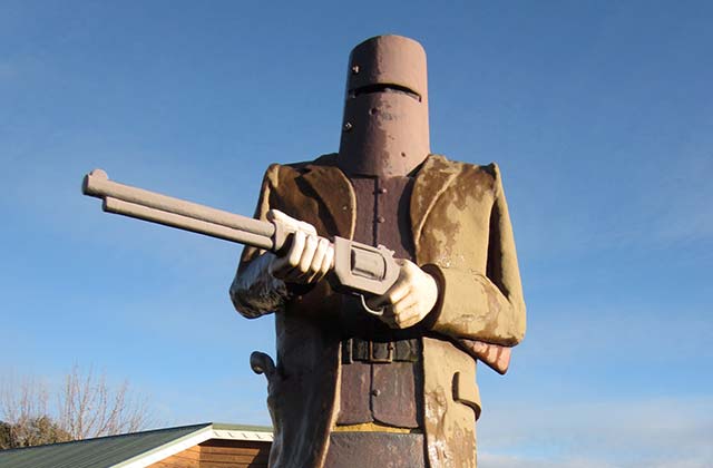 Ned Kelly Statue, Glenrowan | by Daniel Brown of Flight Centre